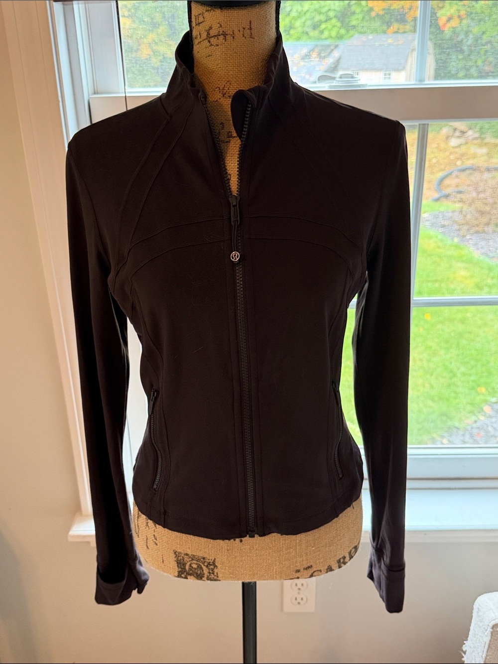 lululemon athletica define cropped jacket